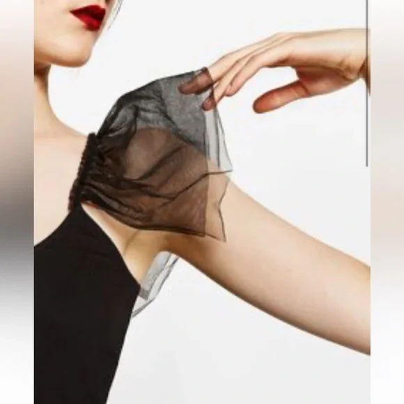 Zara Black Tank Top Mesh sleeve details - Picture 3 of 7
